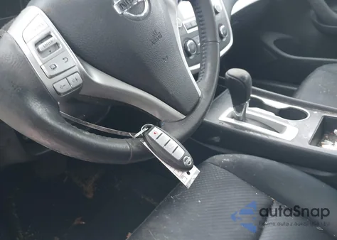 2017 Nissan Altima 2.5 Sr из США, поврежденный, VIN 1N4AL3AP1HC153835